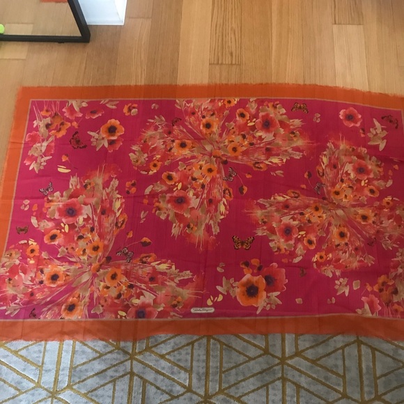 Salvatore Ferragamo Accessories - New Salvatore Ferragamo Silk Scarf 38 X 60